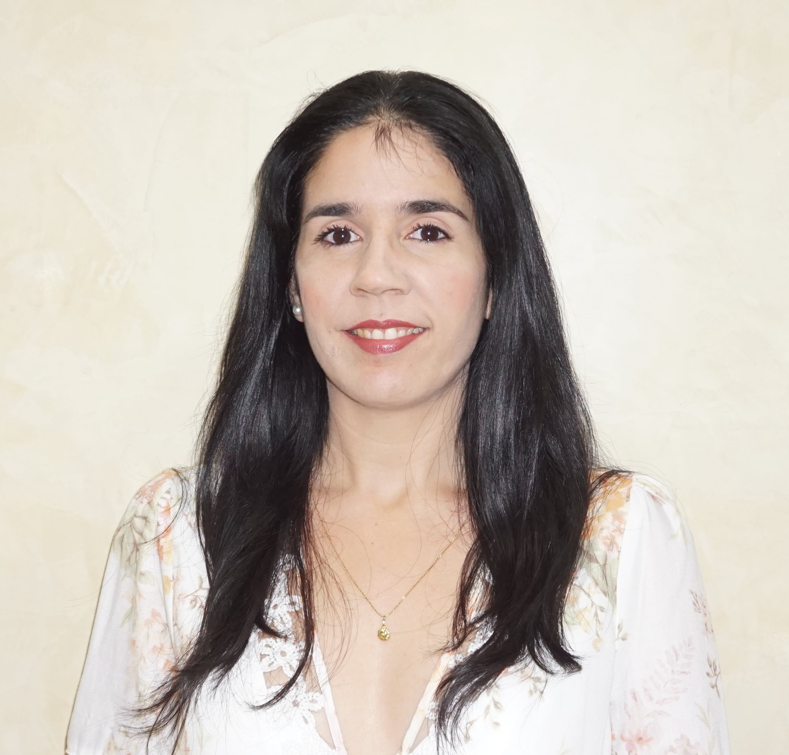 Nieves Hernandez
